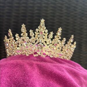 Gold Ornate Hair Accessory with Rhinestones